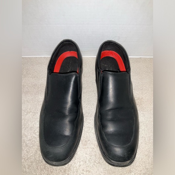 Slip-Ons - Picture 2 of 8